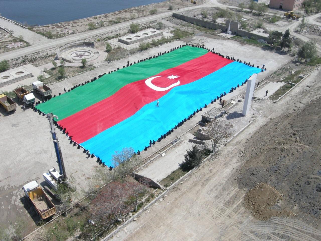 Custom Double Sided Flag Digital Printing Full Color Huge Flag